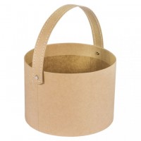 Cesta de papel maché com pega